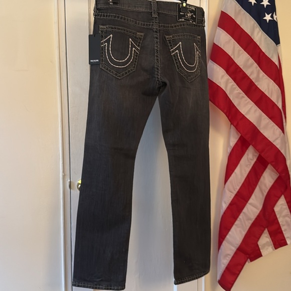 True Religion Jeans - Picture 2 of 8